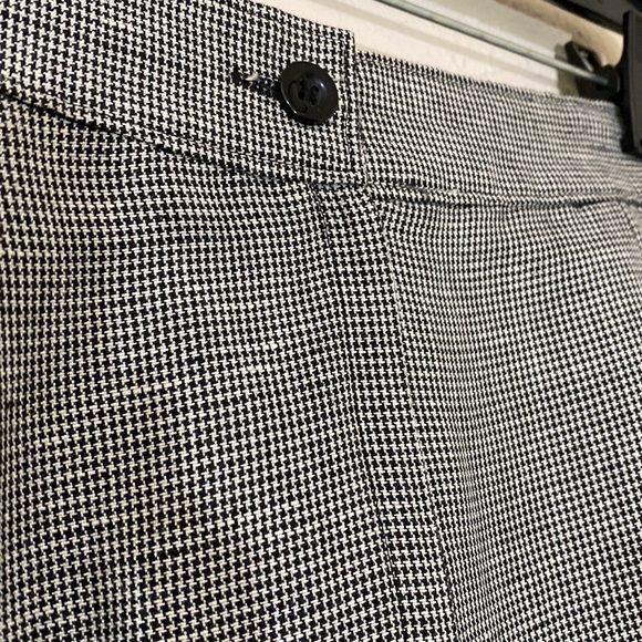 Vintage Giorgio Sant’ Angelo Plaid B/W Midi Skirt with Pockets. - Picture 4 of 7